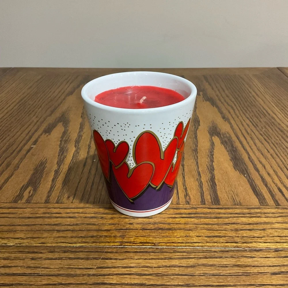 Red, Purple & White Valentine Heart Mug Candle Vanilla scented